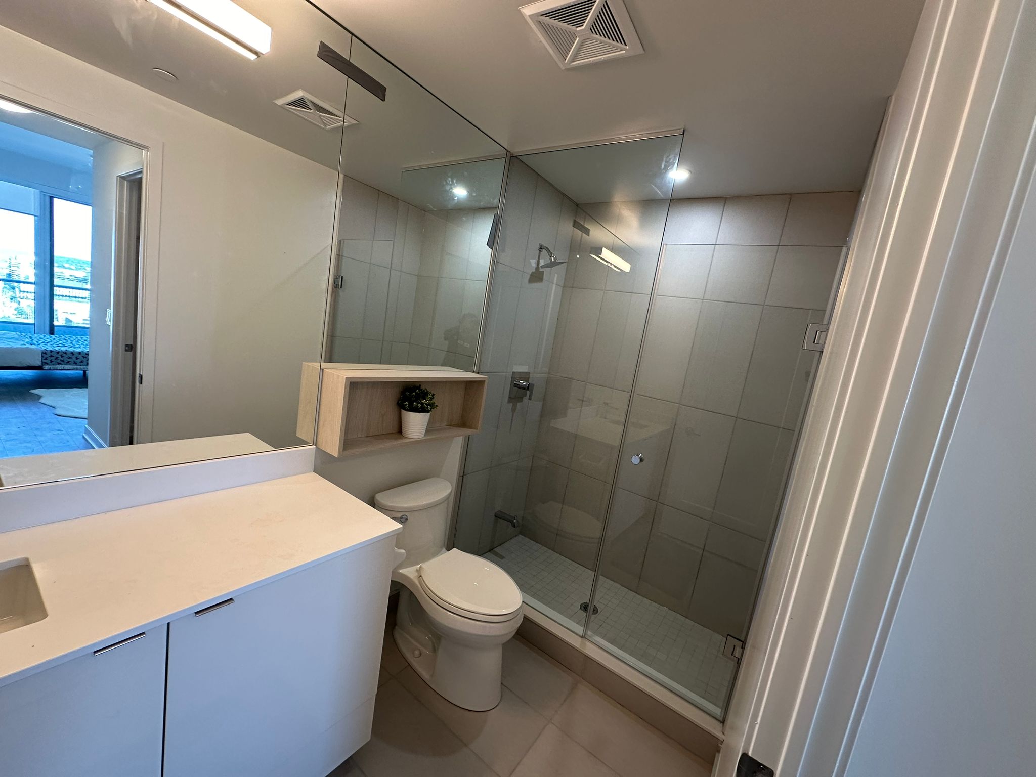 Silver Plus Room - Princess St - Toronto